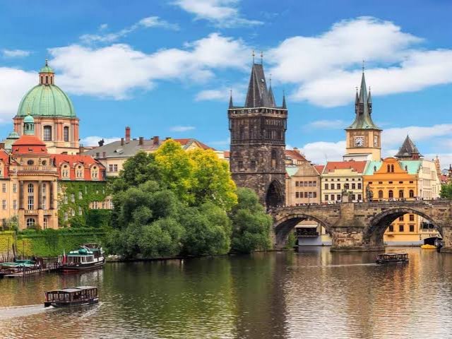 Orta Avrupanın Başkentleri Turu