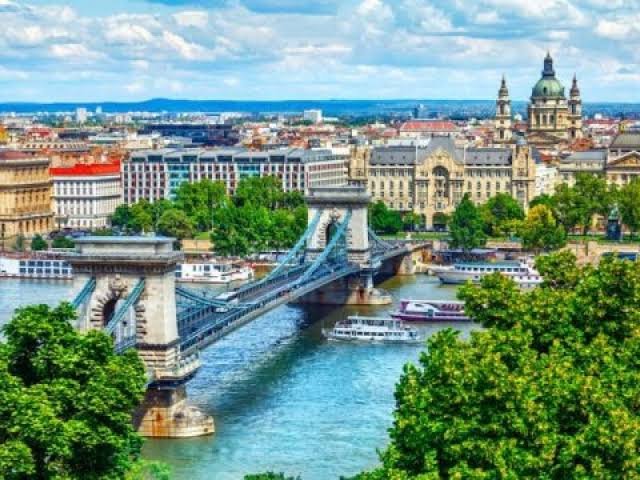 Orta Avrupanın Başkentleri Turu